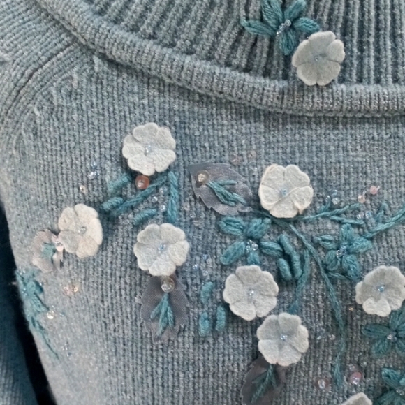 Karen Scott Acrylic Sweater W/ Embroidered Front - Picture 3 of 7